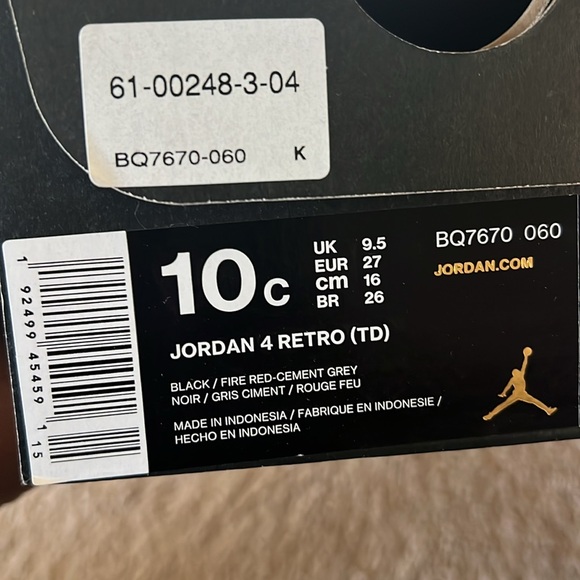 Kids Jordan 4 sneakers - Picture 2 of 3